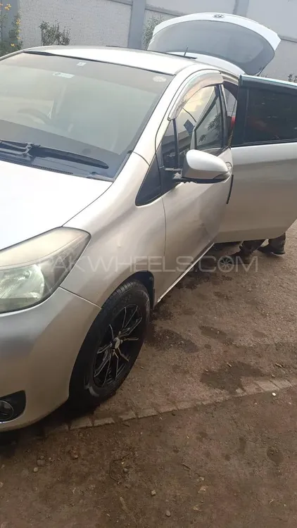 Toyota Vitz 2014 for Sale in Karachi Toyota Vitz 2014 for Sale in Karachi Image-7