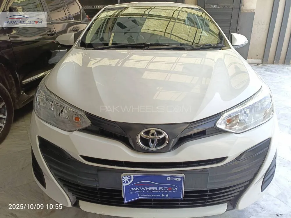 Toyota Yaris Sedan 2021 for Sale in Multan Image-1