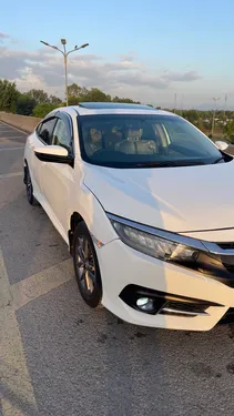 Honda Civic Oriel 1.8 i-VTEC CVT 2021