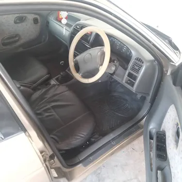 Suzuki Baleno JXR 2004