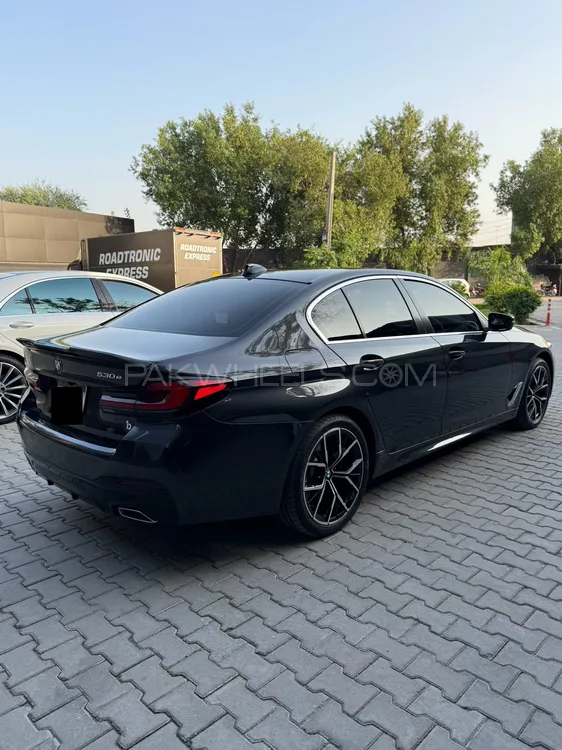 بی ایم ڈبلیو 5 سیریز 2021 for Sale in لاہور بی ایم ڈبلیو 5 سیریز 2021 for Sale in لاہور Image-5