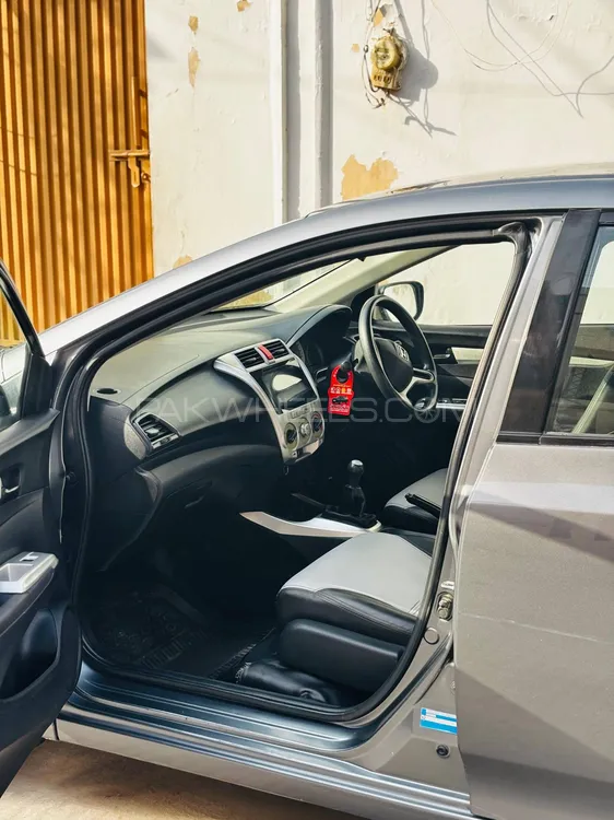 Honda City 2010 for Sale in Bhakkar Honda City 2010 for Sale in Bhakkar Image-7