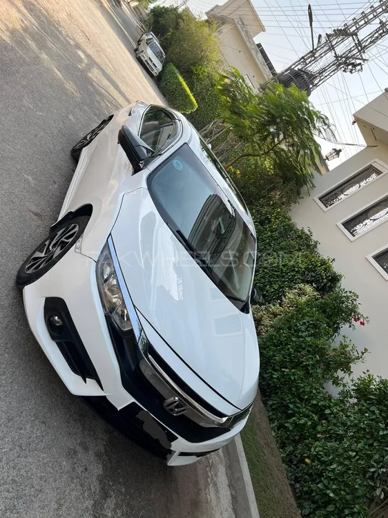 Honda Civic 2017 for Sale in Multan Image-1
