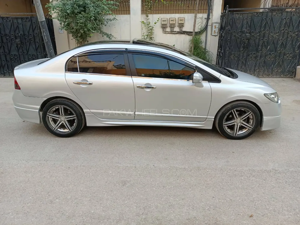 Honda Civic 2011 for Sale in Bahawalpur Image-1
