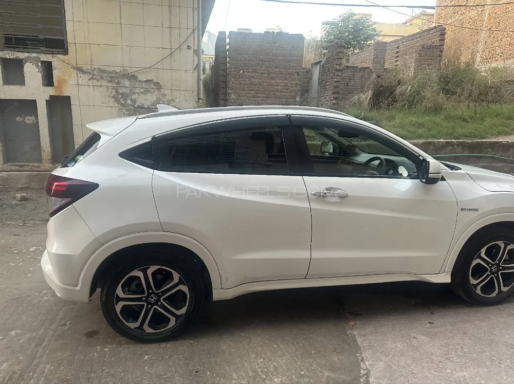 Honda Vezel 2014 for Sale in Islamabad Honda Vezel 2014 for Sale in Islamabad Image-3