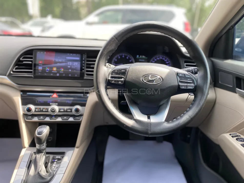 Hyundai Elantra 2023 for Sale in Karachi Hyundai Elantra 2023 for Sale in Karachi Image-12