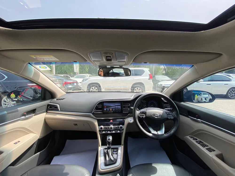 Hyundai Elantra 2023 for Sale in Karachi Hyundai Elantra 2023 for Sale in Karachi Image-8