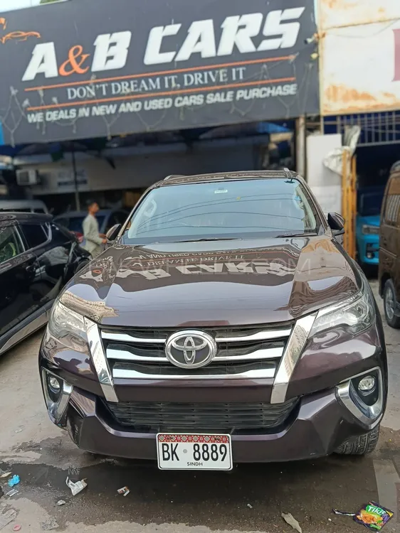 Toyota Fortuner 2018 for Sale in Karachi Toyota Fortuner 2018 for Sale in Karachi Image-1