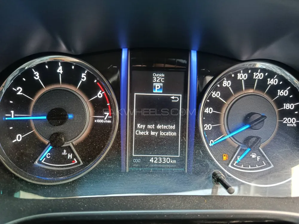 Toyota Fortuner 2018 for Sale in Karachi Toyota Fortuner 2018 for Sale in Karachi Image-6