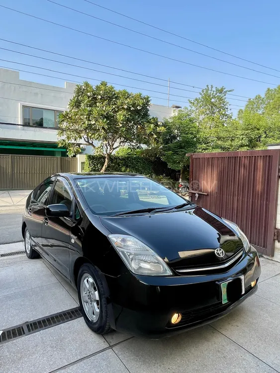 Toyota Prius 2007 for Sale in Lahore Toyota Prius 2007 for Sale in Lahore Image-1