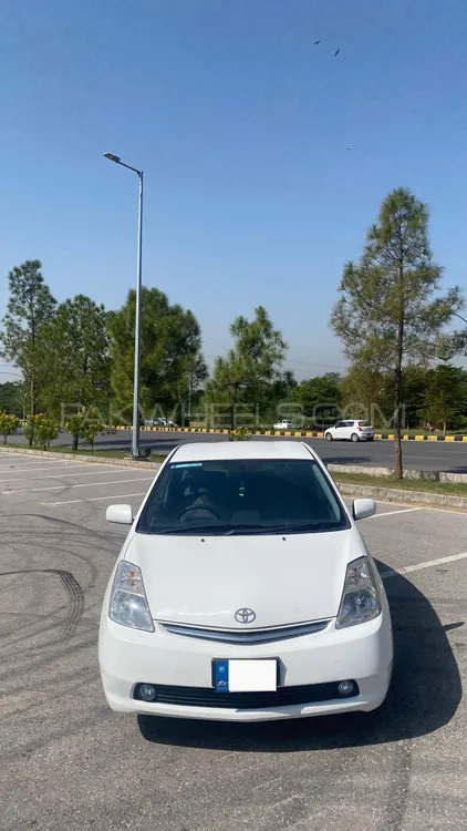 Toyota Prius 2007 for Sale in Islamabad Image-1