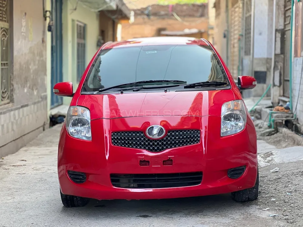 Toyota Vitz 2007 for Sale in Karachi Image-1