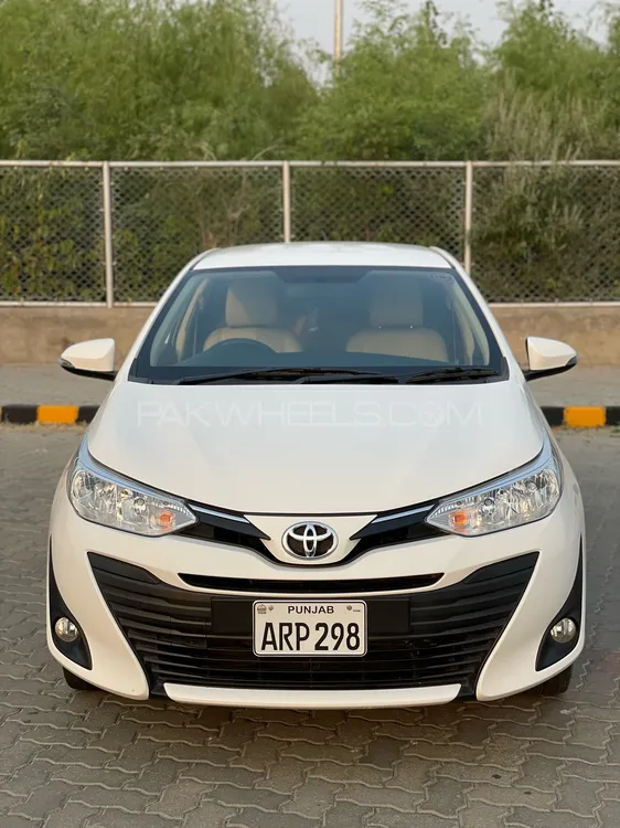 Toyota Yaris Sedan 2023 for Sale in Lahore Image-1