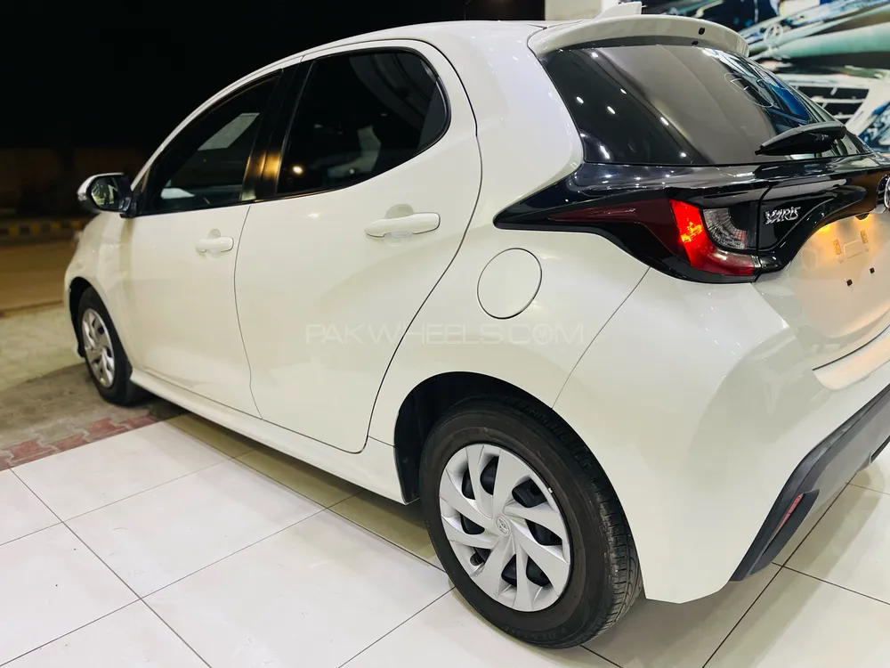 Toyota Yaris Hatchback 2021 for Sale in Peshawar Toyota Yaris Hatchback 2021 for Sale in Peshawar Image-6