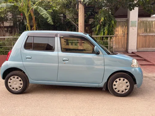 Daihatsu Esse 2012