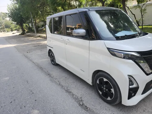 Nissan Roox 2021