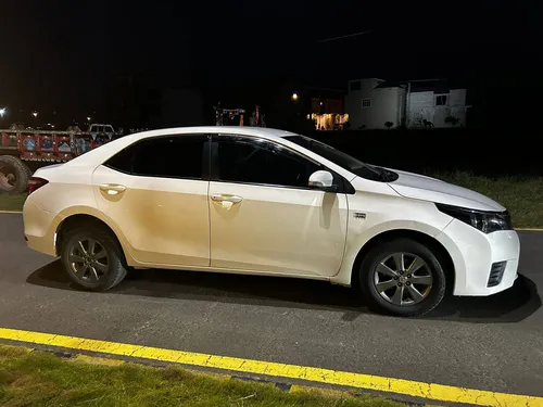 Toyota Corolla Altis Automatic 1.6 2016
