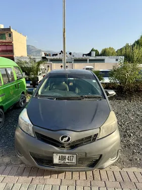 Toyota Vitz F 1.0 2014