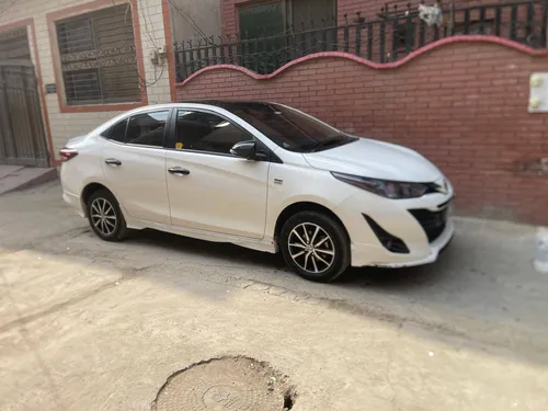 Toyota Yaris Sedan ATIV CVT 1.3 2020