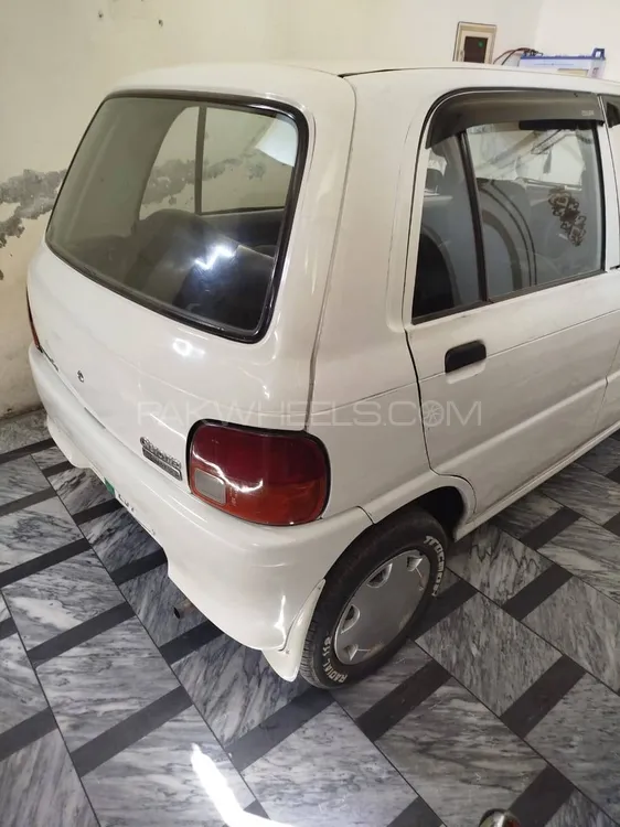 Daihatsu Cuore 2005 for Sale in Sialkot Image-1