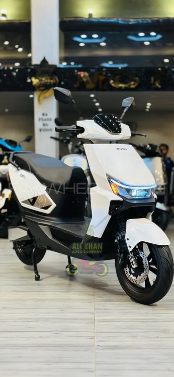 Evee Gen-Z 2025 for Sale Image-1