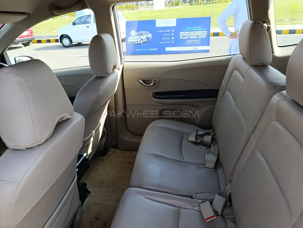Honda BR-V 2017 for Sale in Lahore Image-1