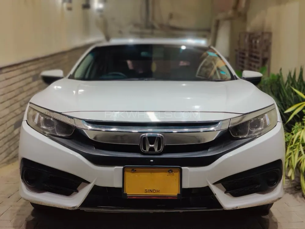 Honda Civic 2018 for Sale in Karachi Image-1