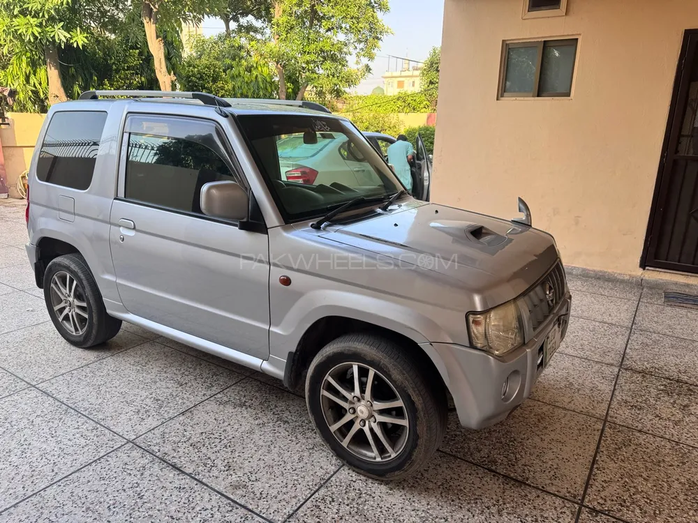 Mitsubishi Pajero Mini 2009 for Sale in Lahore Image-1
