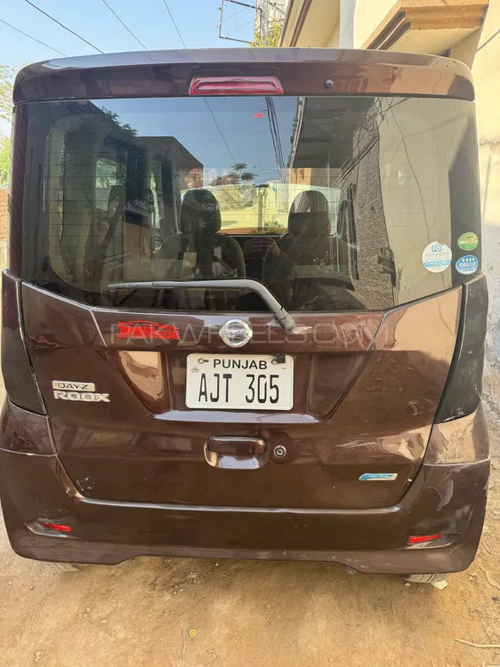 Nissan Dayz Roox 2016 for Sale in Jaranwala Nissan Dayz Roox 2016 for Sale in Jaranwala Image-3