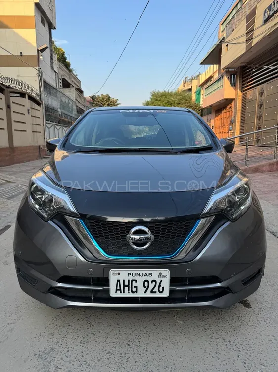 Nissan Note 2018 for Sale in Gujranwala Image-1
