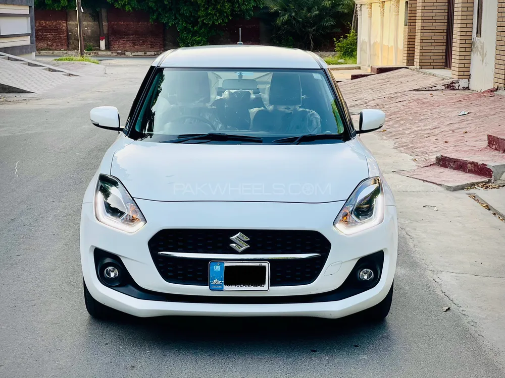 Suzuki Swift 2025 for Sale in Faisalabad Image-1