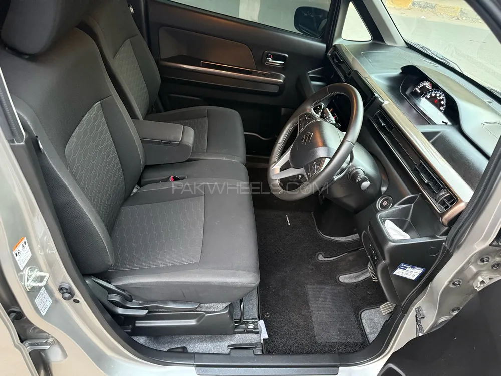 Suzuki Wagon R 2023 for Sale in Faisalabad Suzuki Wagon R 2023 for Sale in Faisalabad Image-8