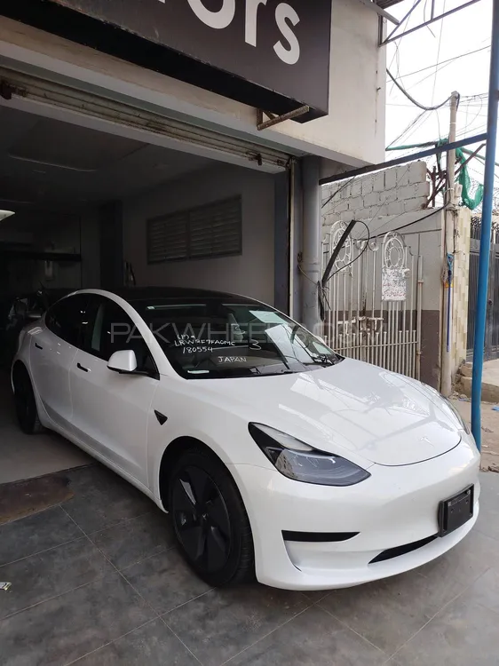 Tesla Model 3 2021 for Sale in Karachi Image-1