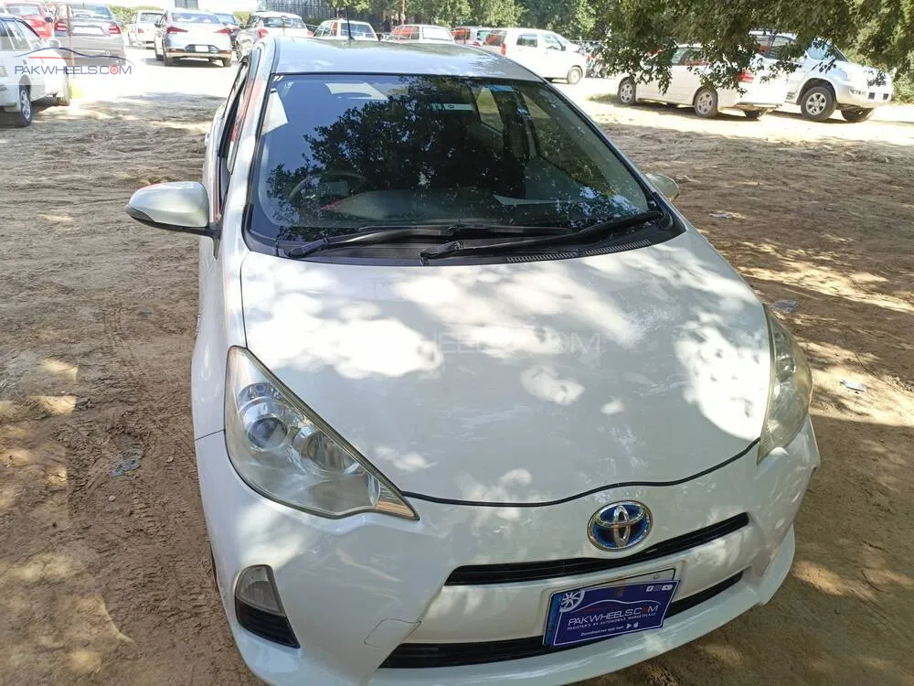 Toyota Aqua 2013 for Sale in Islamabad Image-1