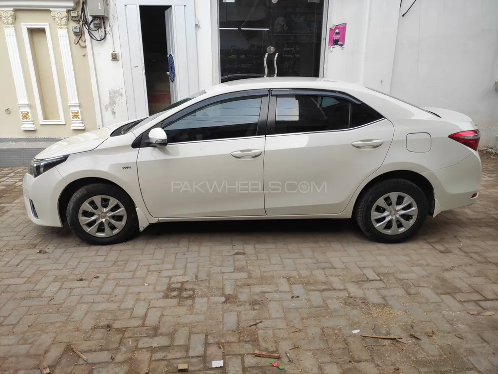 Toyota Corolla 2017 for Sale in Sargodha Image-1