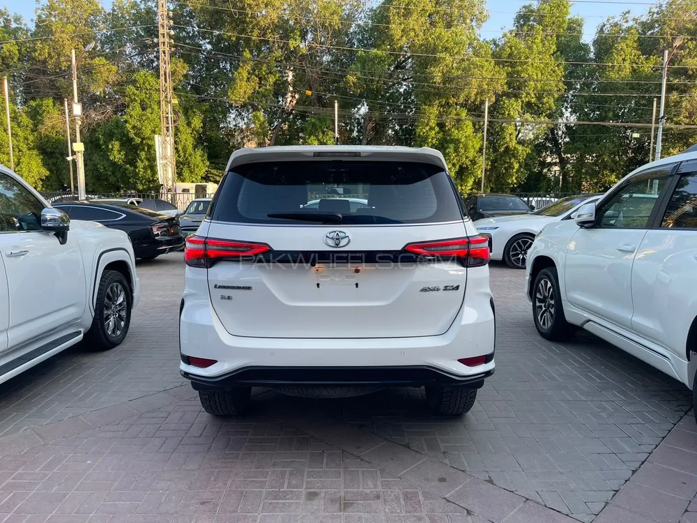 Toyota Fortuner 2022 for Sale in Karachi Toyota Fortuner 2022 for Sale in Karachi Image-5