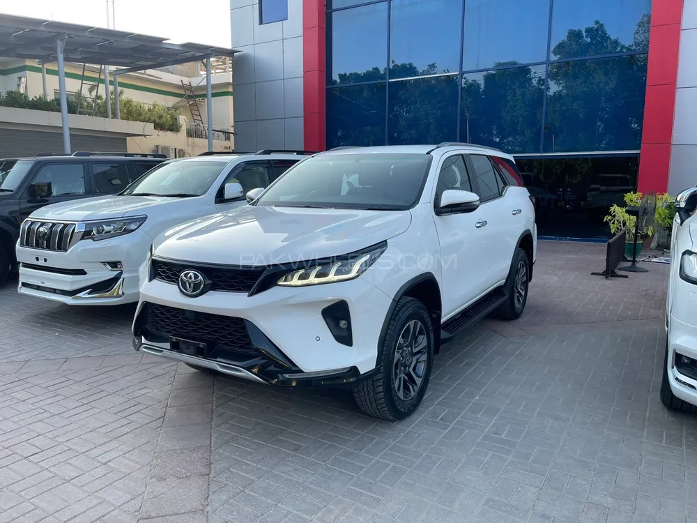 Toyota Fortuner 2022 for Sale in Karachi Toyota Fortuner 2022 for Sale in Karachi Image-4