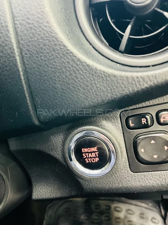 Toyota Vitz 2017 for Sale in Jhelum Toyota Vitz 2017 for Sale in Jhelum Image-17