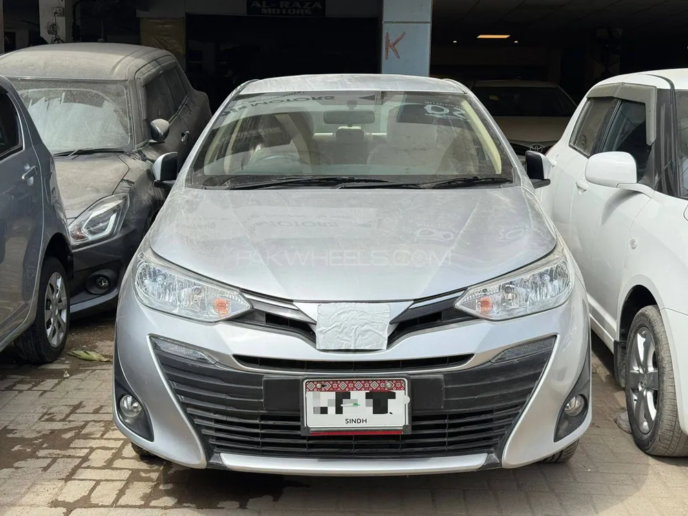 Toyota Yaris Sedan 2022 for Sale in Karachi Image-1