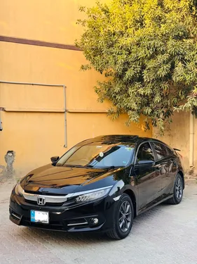 Honda Civic Oriel 1.8 i-VTEC CVT 2021