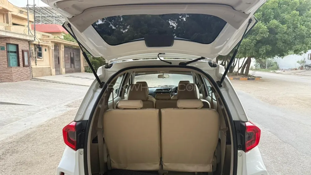 Honda BR-V 2021 for Sale in Karachi Honda BR-V 2021 for Sale in Karachi Image-12