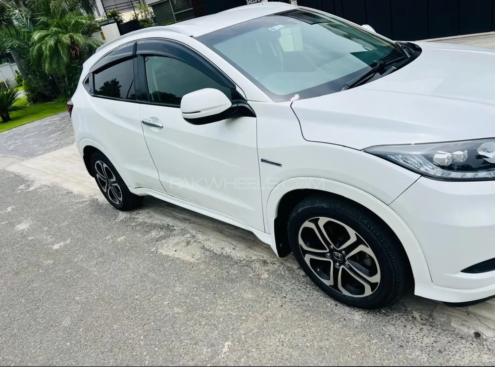 Honda Vezel 2019 for Sale in Lahore Image-1