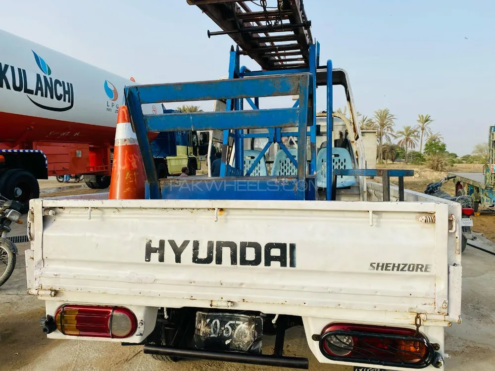 Hyundai Shehzore 2009 for Sale in Karachi Hyundai Shehzore 2009 for Sale in Karachi Image-4