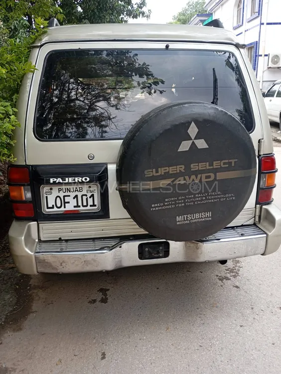 Mitsubishi Pajero 1992 for Sale in Islamabad Mitsubishi Pajero 1992 for Sale in Islamabad Image-11