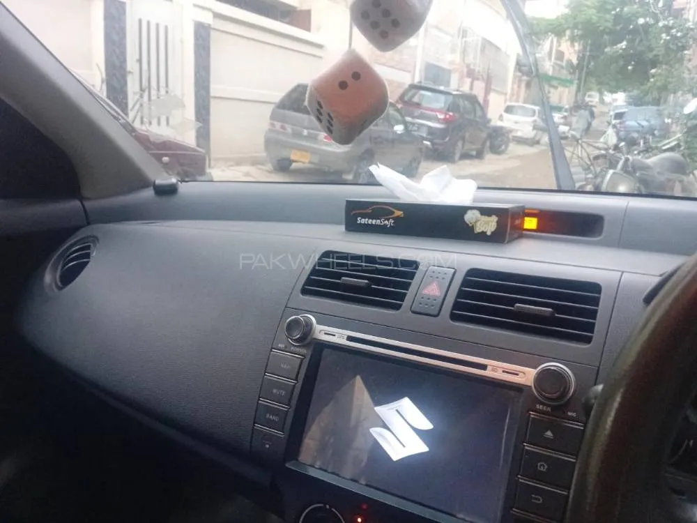 Suzuki Swift 2018 for Sale in Karachi Suzuki Swift 2018 for Sale in Karachi Image-3