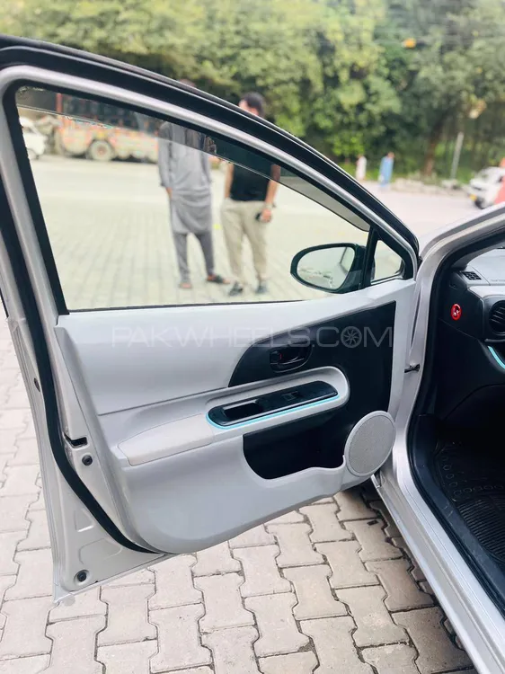 Toyota Aqua 2013 for Sale in Abbottabad Toyota Aqua 2013 for Sale in Abbottabad Image-9