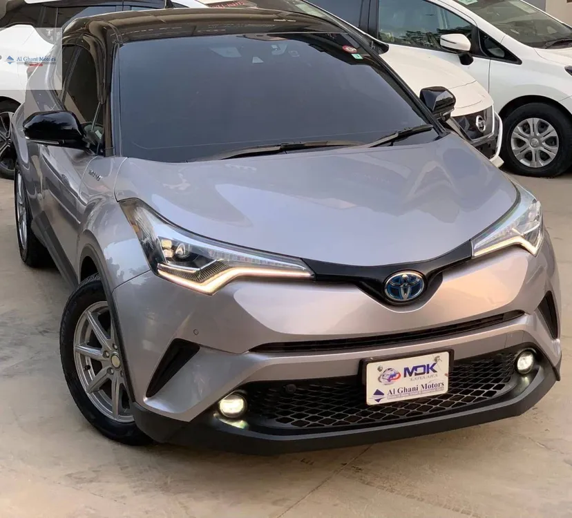 Toyota C-HR 2019 for Sale in Karachi Toyota C-HR 2019 for Sale in Karachi Image-2