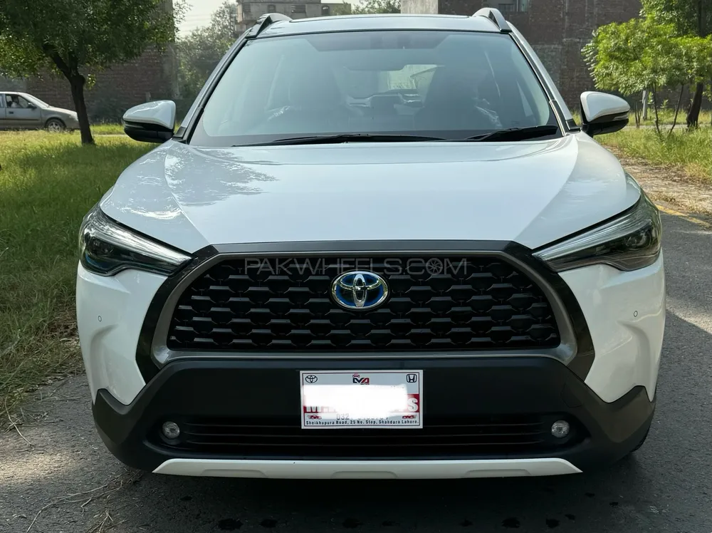 Toyota Corolla Cross 2025 for Sale in Lahore Image-1