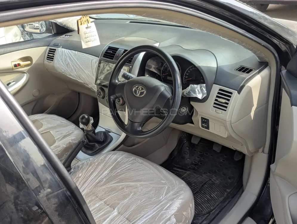 Toyota Corolla 2012 for Sale in Karachi Image-1