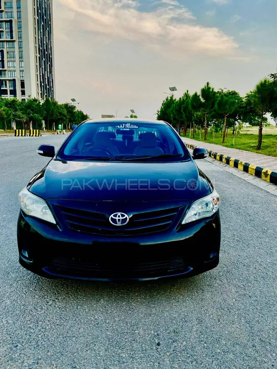 Toyota Corolla 2013 for Sale in Islamabad Image-1